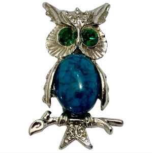 Owl brooch faux turqoise green rhinestones silver tone